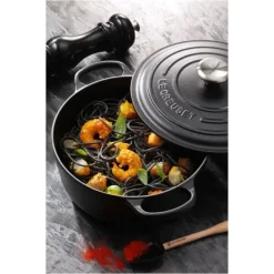 Cocotte En Fonte*LE CREUSET Cocotte en Fonte Ronde 22 cm Noir mat Signature