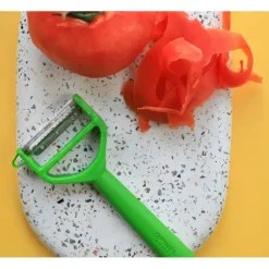 Eplucheurs, Dénoyauteur*OPINEL Eplucheur en Polymère Vert T-duo