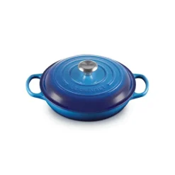 Faitout*LE CREUSET Faitout Azur en Fonte avec Intérieur Sable 30 cm Signature