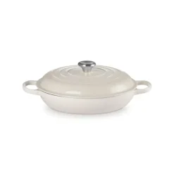 Faitout*LE CREUSET Faitout Meringue en Fonte avec Intérieur Sable 30 cm Signature