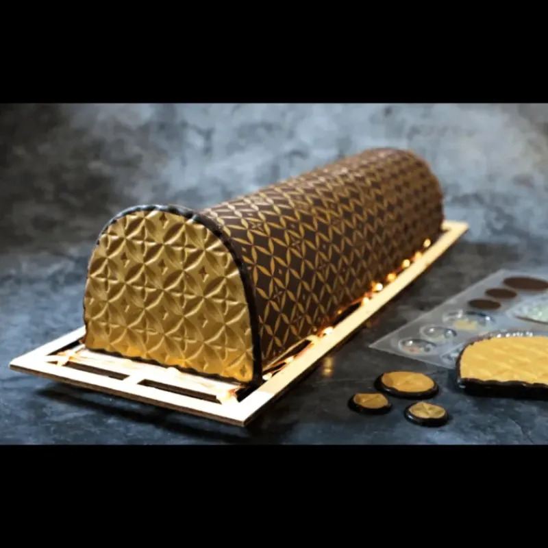 Décoration Comestible*SCRAPCOOKING Feuilles de Transfert Chocolat Couture (x2)