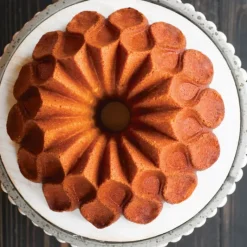 Moule Anti-adhésif|Moules À Gâteaux*NORDIC WARE Moule à Gâteau Bundt Couronne Gold
