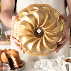 Moule Anti-adhésif|Moules À Gâteaux*NORDIC WARE Moule à Gâteau Bundt Pirouette Gold