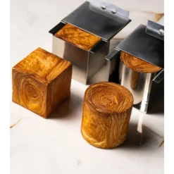 Moules À Gâteaux*PAVONI Moule Inox Croissant Géométrique Cube 6 x H 6 cm