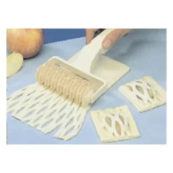 Ustensiles Pâtisserie*MALLARD FERRIERE Rouleau à Losanges plastique 10 cm